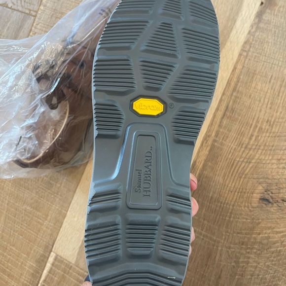 NEW Hubbard free suede shoes for men - Picture 4 of 9